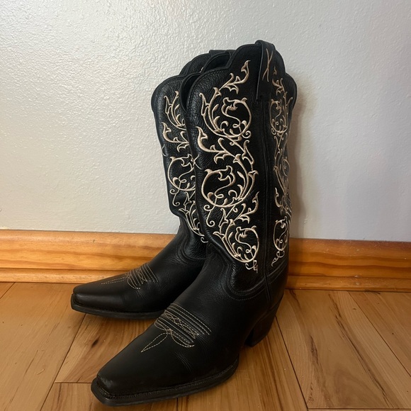Twisted X Black and Cream Floral Women's Cowboy Boots - Picture 2 of 7